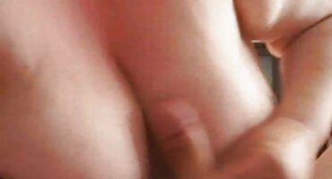phim sex tải về máy Milf với tits silicone tham gia quan hệ tình dục của con gái riêng và bạn sex thư kỳ trai của cô.